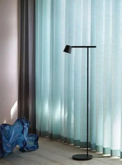 Tip Floor Lamp Black