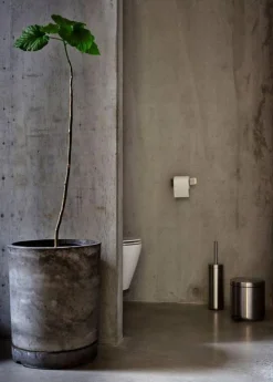 Ume Toilet Paper Holder, Black