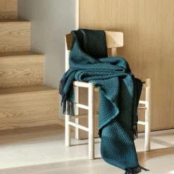 Vega Throw 150x210 cm, Black