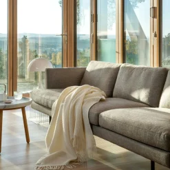 Vega Throw 150x210 cm, Black