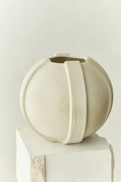 Vinci Vase 01, Dark Brown