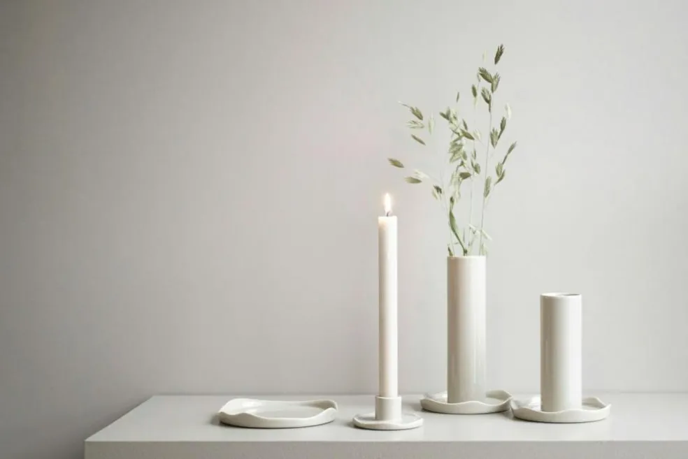 Wave Vase Small, Cast Iron