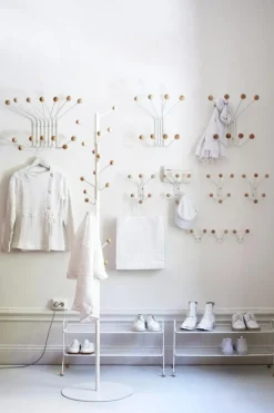 Bill S Hanger, White