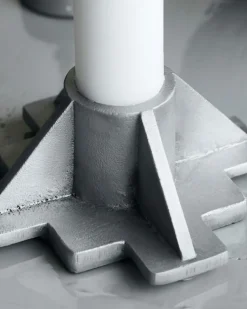 Castle Candle Stand Antique Brass, 9x9 cm