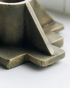 Castle Candle Stand Antique Brass, 9x9 cm