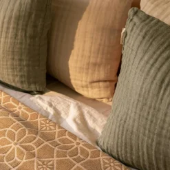 Crinkle Cushion 40x60 cm, Green