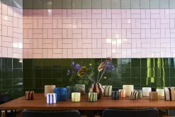 Curlie Vase, Beige / Brown