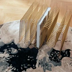 Curva Magazine Rack, Silver