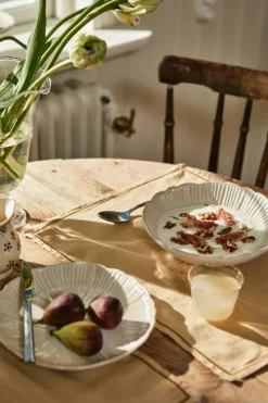 Daisy Plate Cream, 29 cm