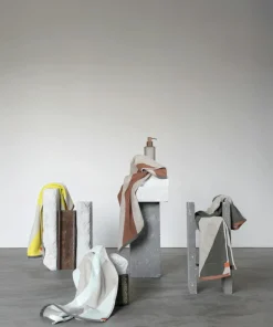 Diagonal Bath Towel 70x133 cm, Olive Green