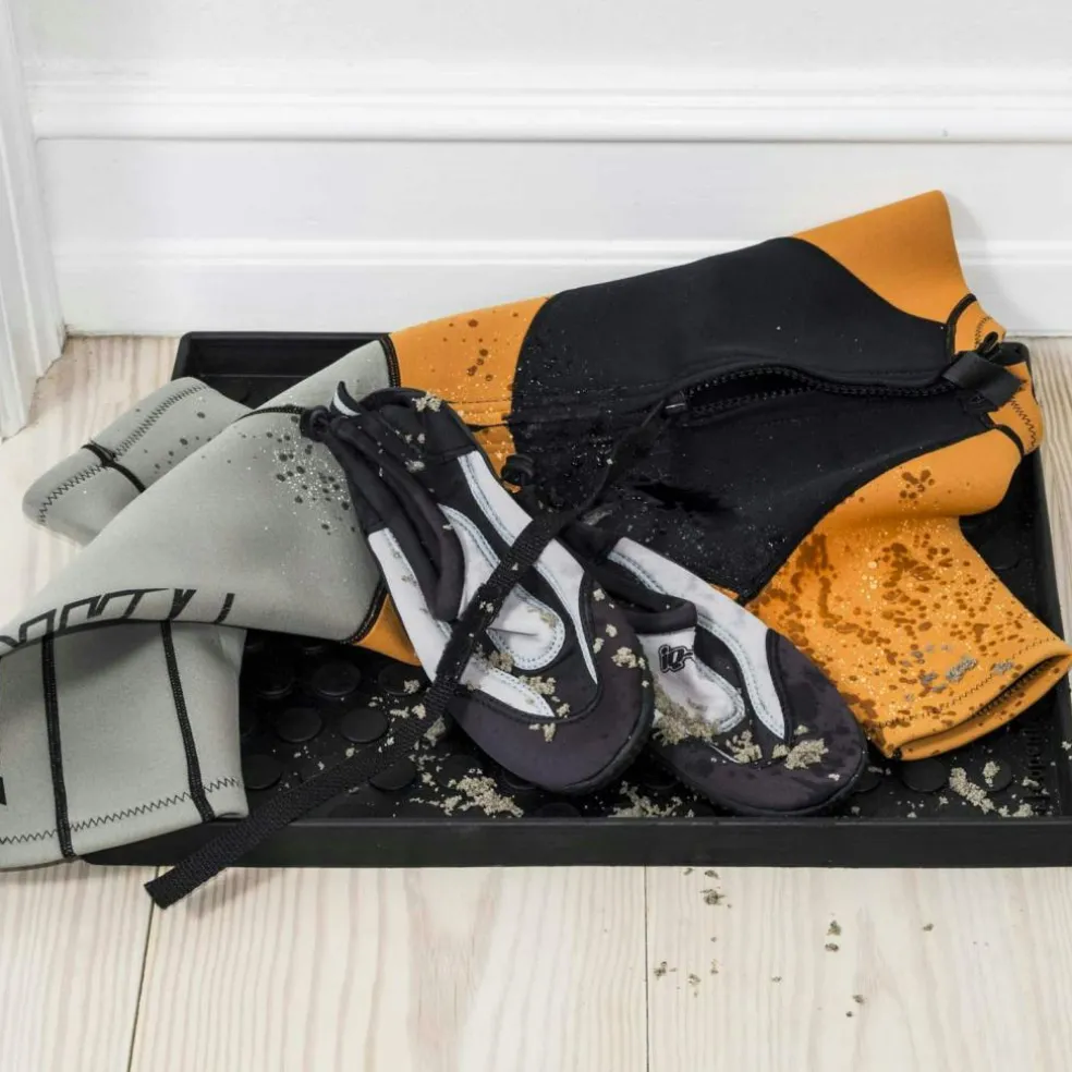 Dot Shoe Tray M, Black