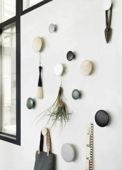 Dots Hook Wood Ø6,5 cm, Oak