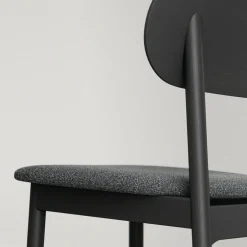 Elephant Chair, Black / Black Leather