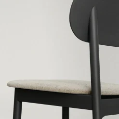 Elephant Chair, Black / Black Leather