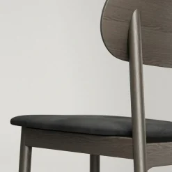 Elephant Chair, Dark Oak / Beige Breeze