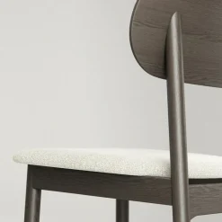 Elephant Chair, Dark Oak / Beige Breeze