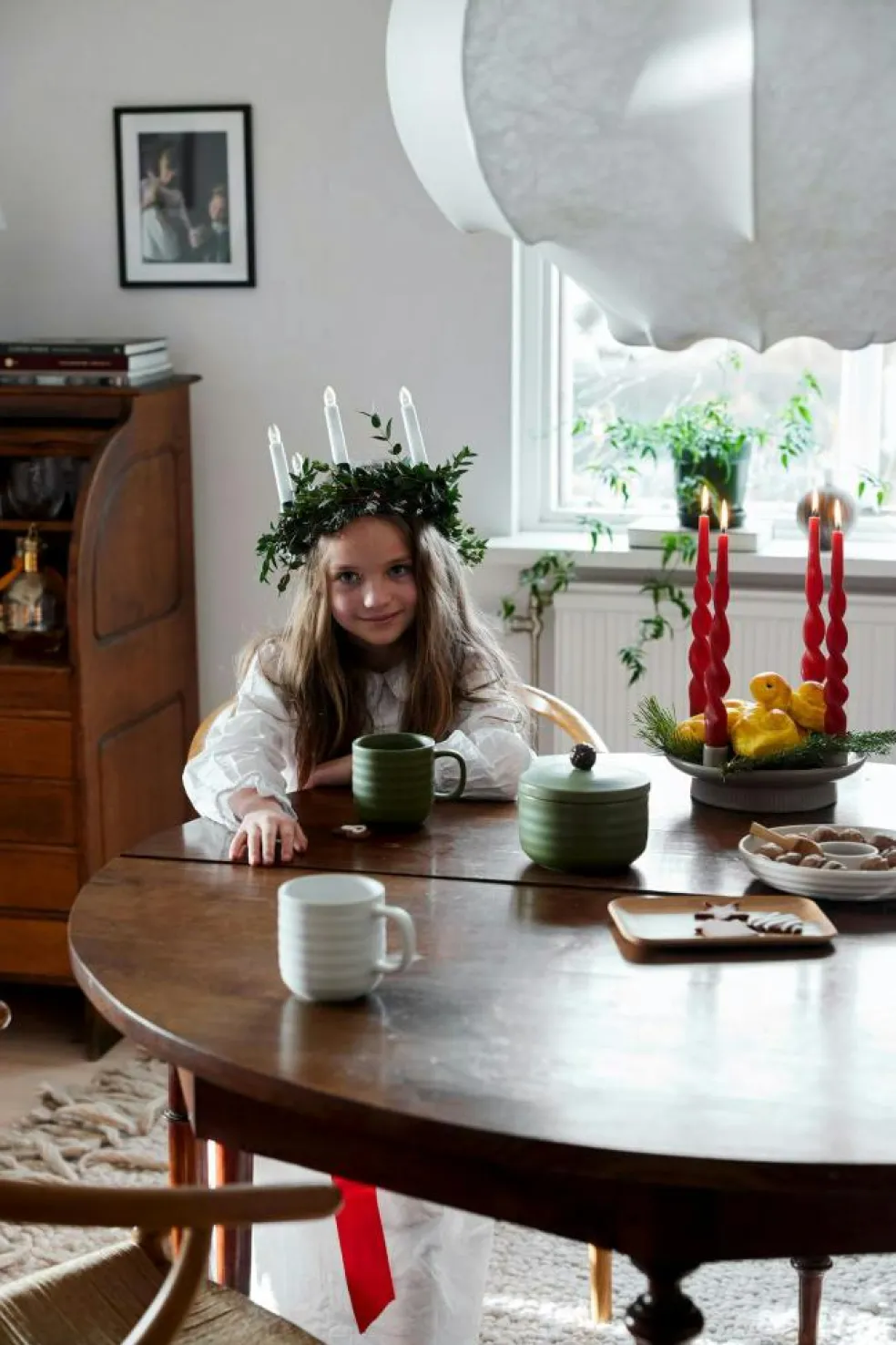 Ellen Jar With Acorn, Green