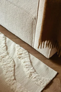 Flow Wool Rug 250x350 cm, Beige