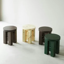 Fyr Stool Pinewood, Dark Green
