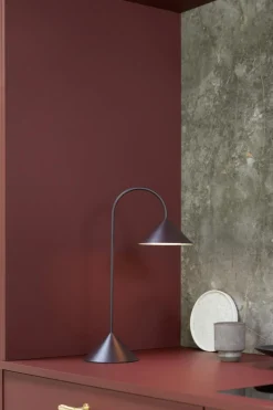 Grasp Table Lamp Portable 47 cm, Matt White