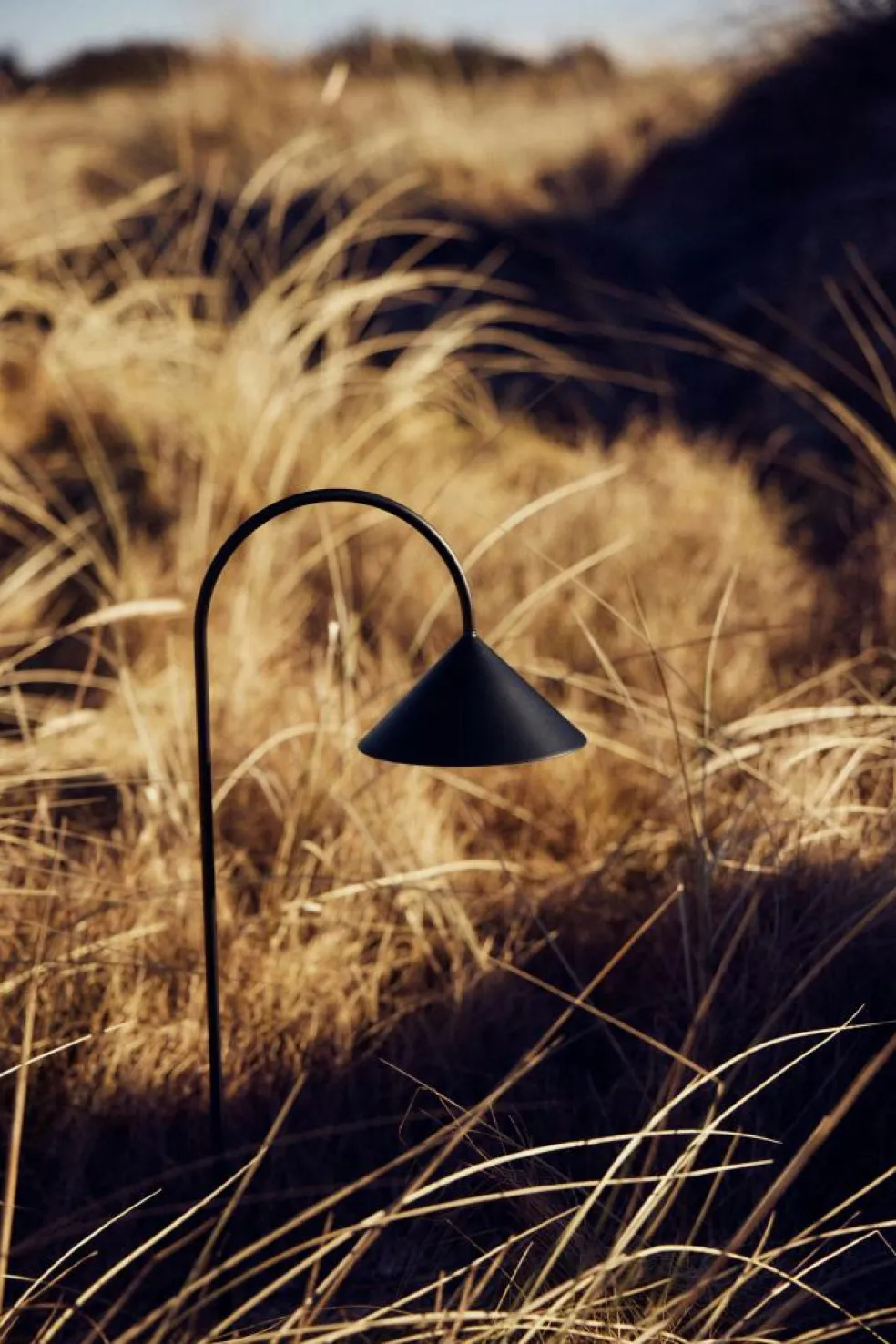 Grasp Table Lamp Portable 47 cm, Matt White