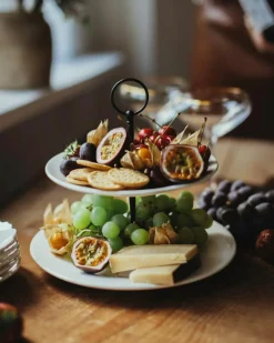 Kafi Cake Stand White, 2 Tiers