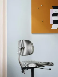 Kevi 2533 Office Chair, Black Veneer / Polished Aluminium