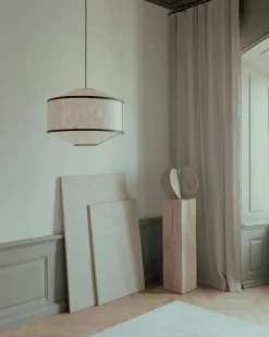 Kite Pendant White / Black, Ø55 cm