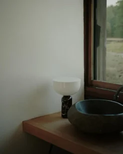 Kizu Table Lamp Portable, Gris Du Marais