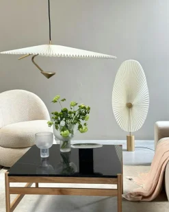 Liris Floor Lamp, Black