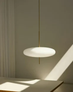 Model 2065 Pendant, White