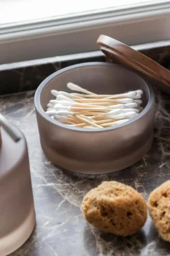 Modest Jar With Lid, Walnut