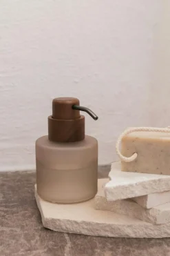 Modest Soap Dispenser Low, Kit