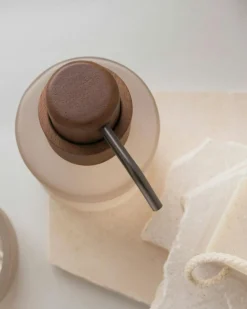 Modest Soap Dispenser Low, Kit