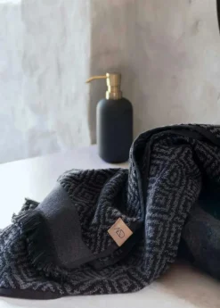 Morocco Guest Towel 35x55 cm 2-pack, Black / White