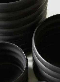 Mud Pot Medium, White