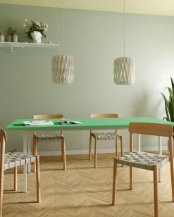 Pilke Signature P18 Pendant, White