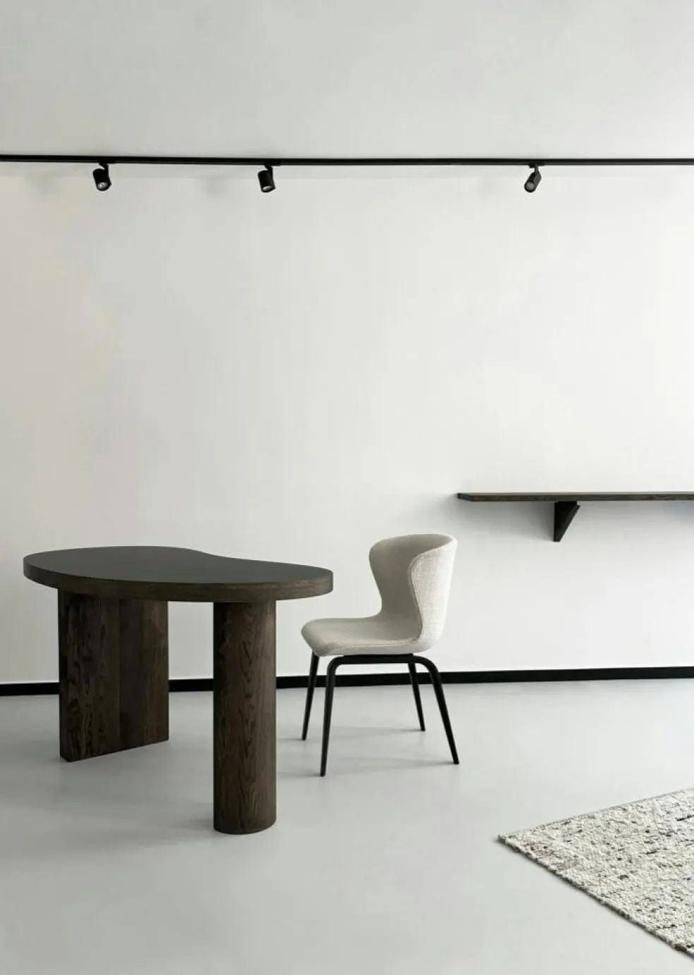 Pipe Chair, Brown Savanna / Smoked Wood