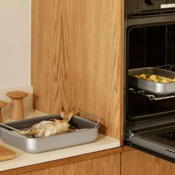 Professional Roasting Pan With Grid, 19x26 cm