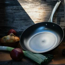 Pure Pan Cast Iron Frying Pan Ø24 cm