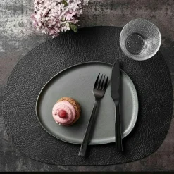 Raw Buffalo Table Mat 33,5x41 cm, Grey