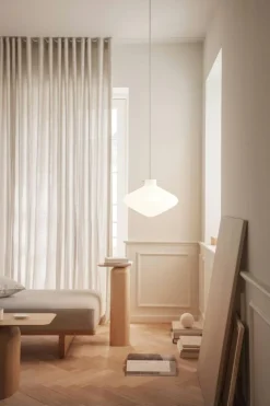 REPOSE 260 Pendant, Black