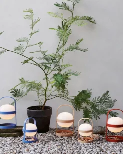 Soft Spot Solar Circular Lamp Portable 25 cm, Blue