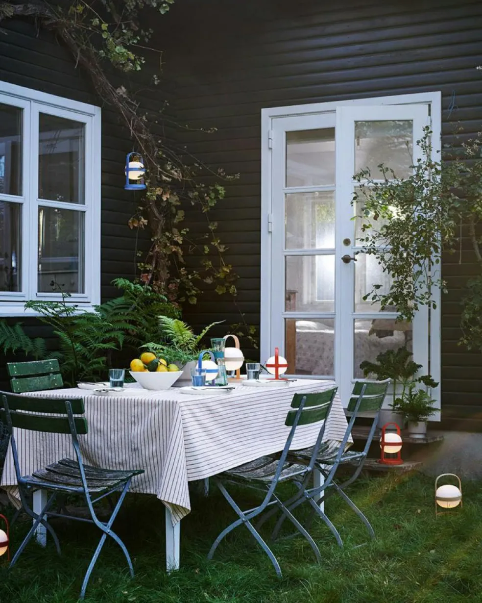 Soft Spot Solar Circular Lamp Portable 25 cm, Blue