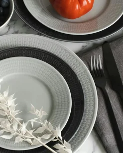 Swedish Grace Deep Plate 25 cm, Snow (White)