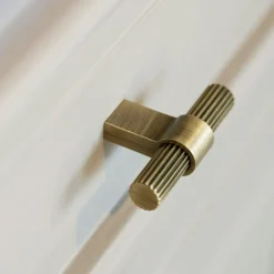 T Helix Stripe Knob, Stainless look