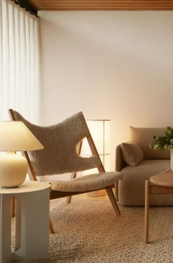 Torso Table Lamp 37, Sand