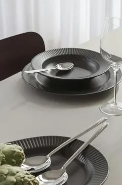 Trio Legio Nova Dinner Plate 28 cm, Black
