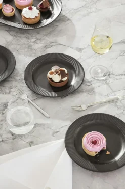 Trio Legio Nova Side Plate 19 cm, Black