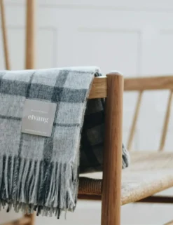 Tweed Throw 130x200 cm, Grey